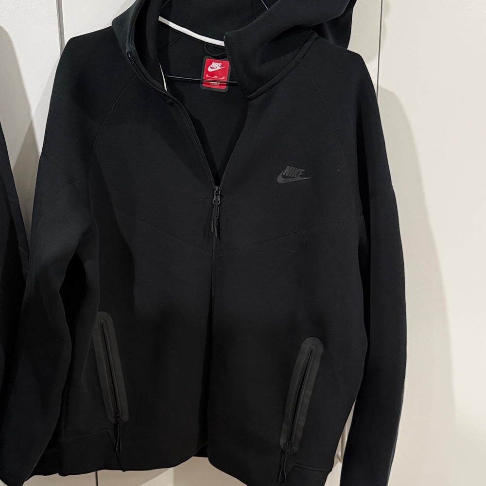 Nike Black Full-Zip Hoodie